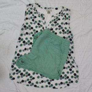 LOT 2-lot set shirt and shorts